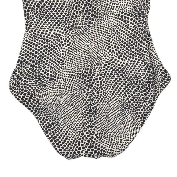Karla Colletto One Piece Swimsuit Runched Underwire Animal Print - Picture 6 of 12
